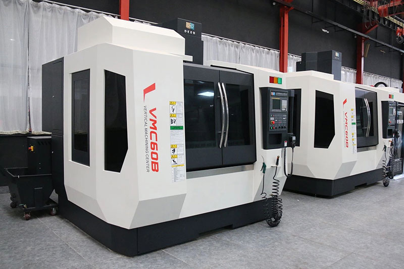 The Difference Between Engraving Milling Machine And CNC Machining Center